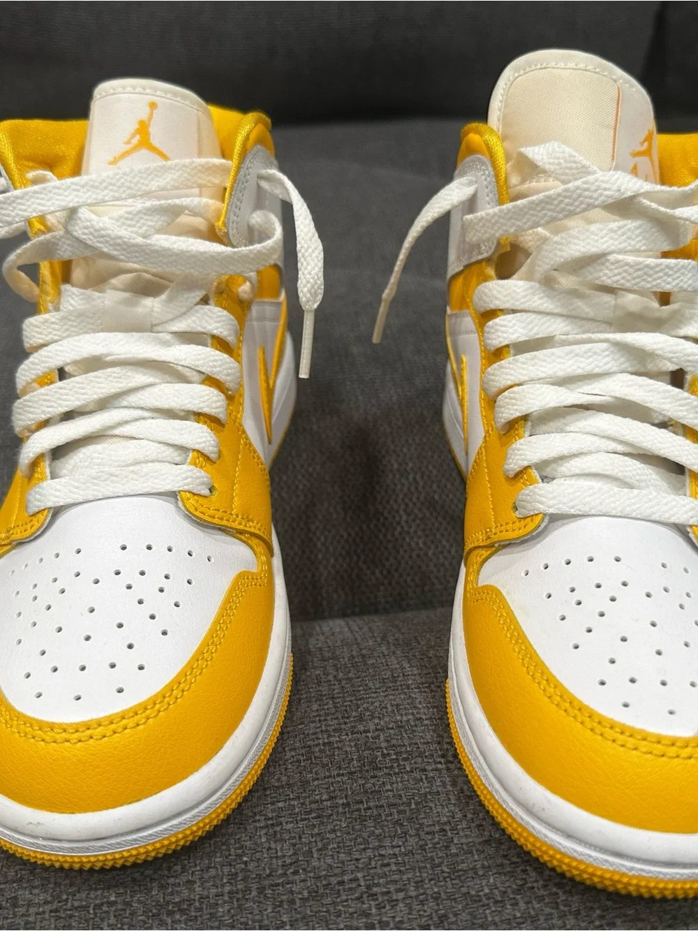 Nike Air Jordan 1 Mid White and Yellow Men’s Size 7
